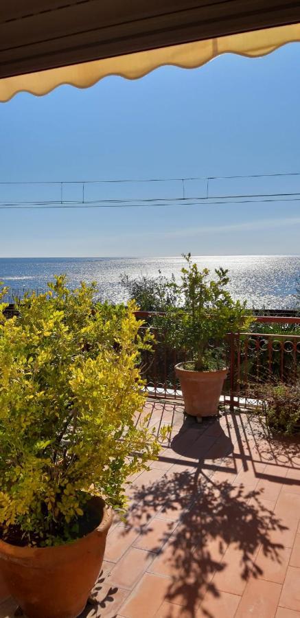 White Lotus Apartment Taormina Exterior foto