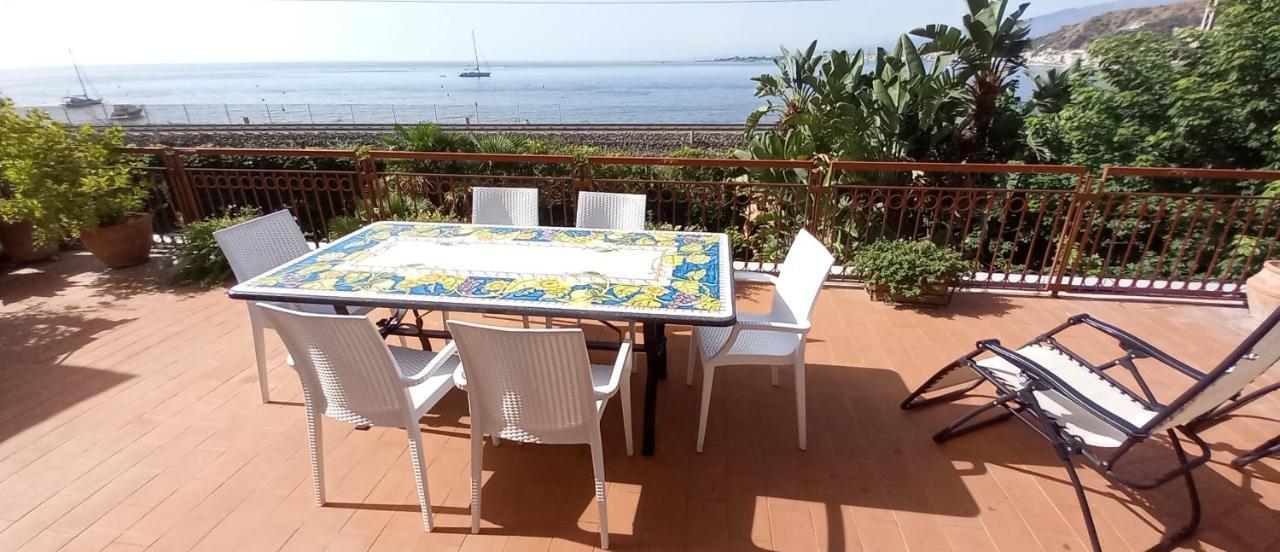 White Lotus Apartment Taormina Exterior foto