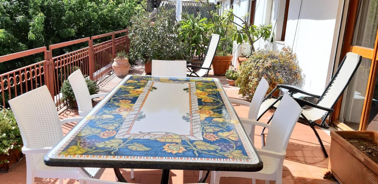 White Lotus Apartment Taormina Exterior foto