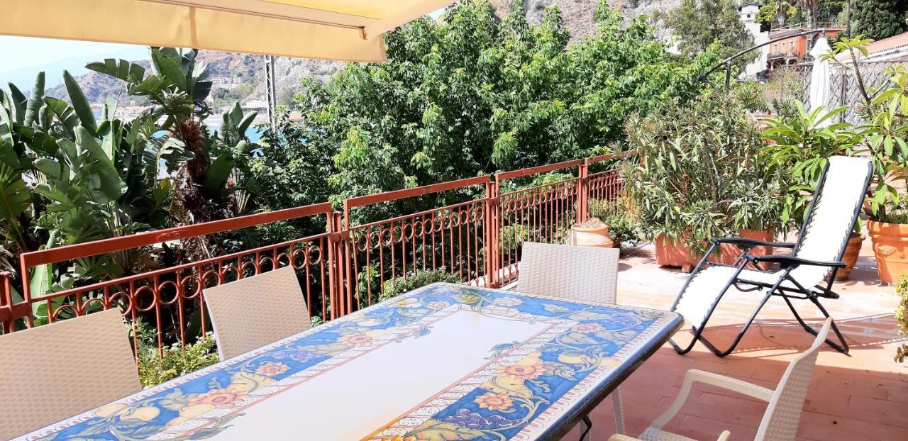 White Lotus Apartment Taormina Exterior foto